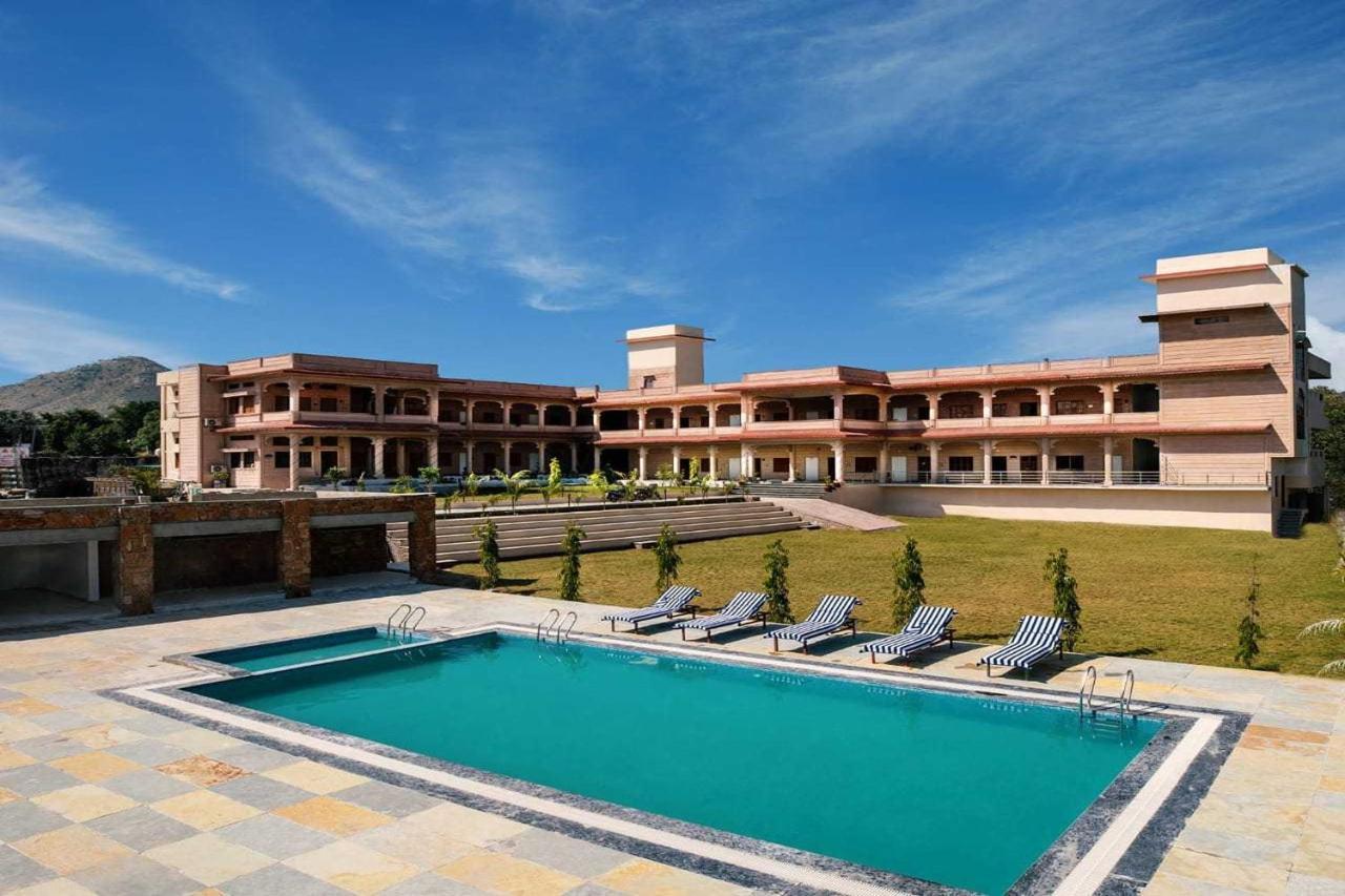 Jai Niwas Palace Resort Kumbhalgarh Exterior photo